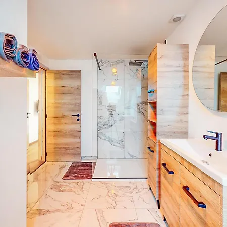 Pet Friendly In With Wifi Charnois