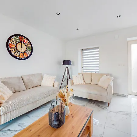 Pet Friendly In With Wifi * Charnois